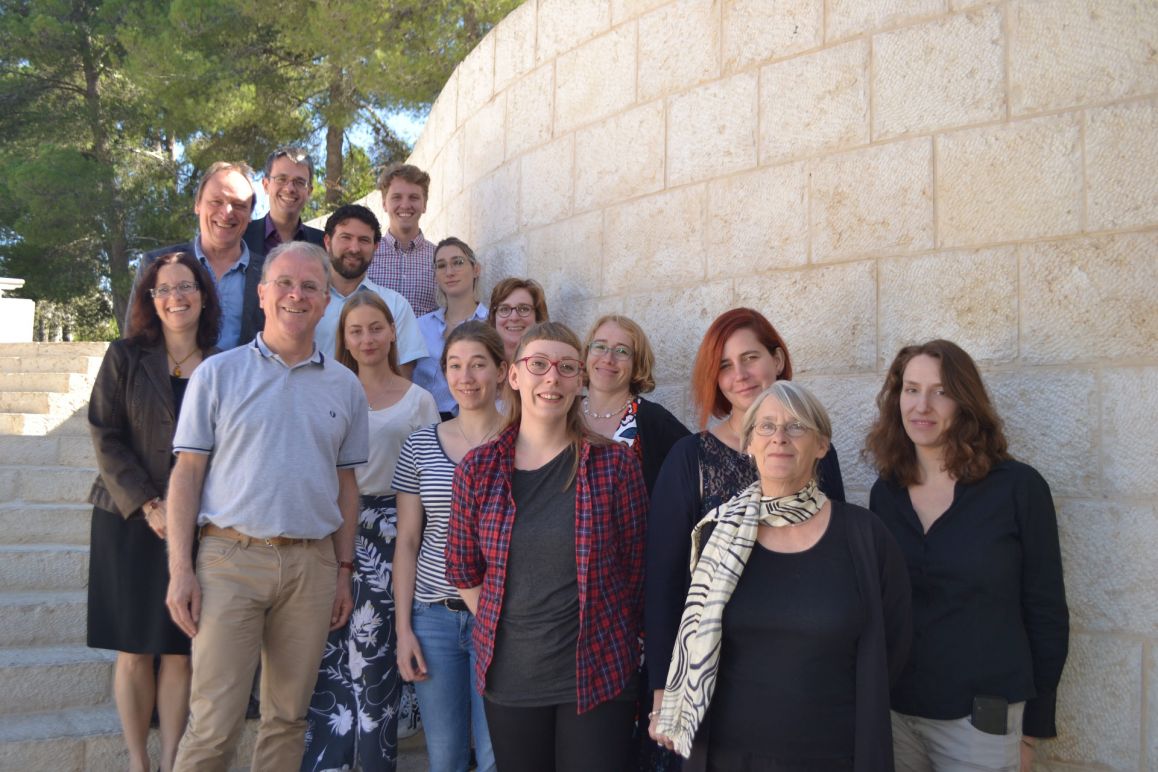 Mitglieder des AK auf pädagogischem und wissenschaftlichem Austausch mit israelischen Gedenkstätten-Vertretern 